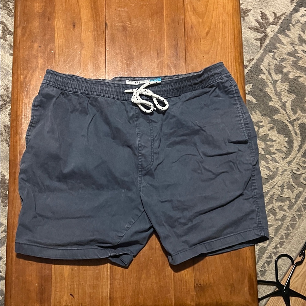 Men's Charcoal Hybrid Shorts